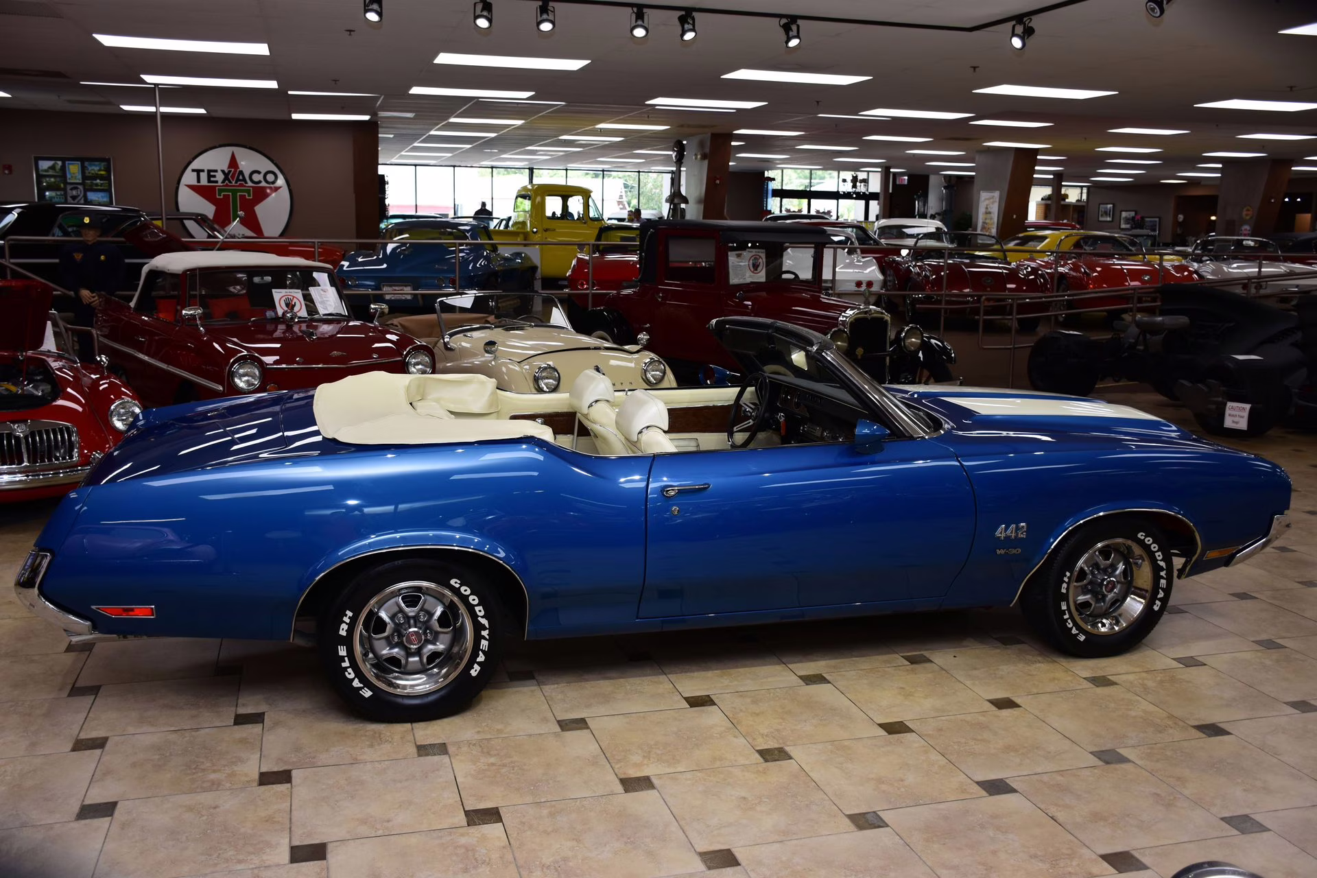 1970 Viking Blue Oldsmobile 442