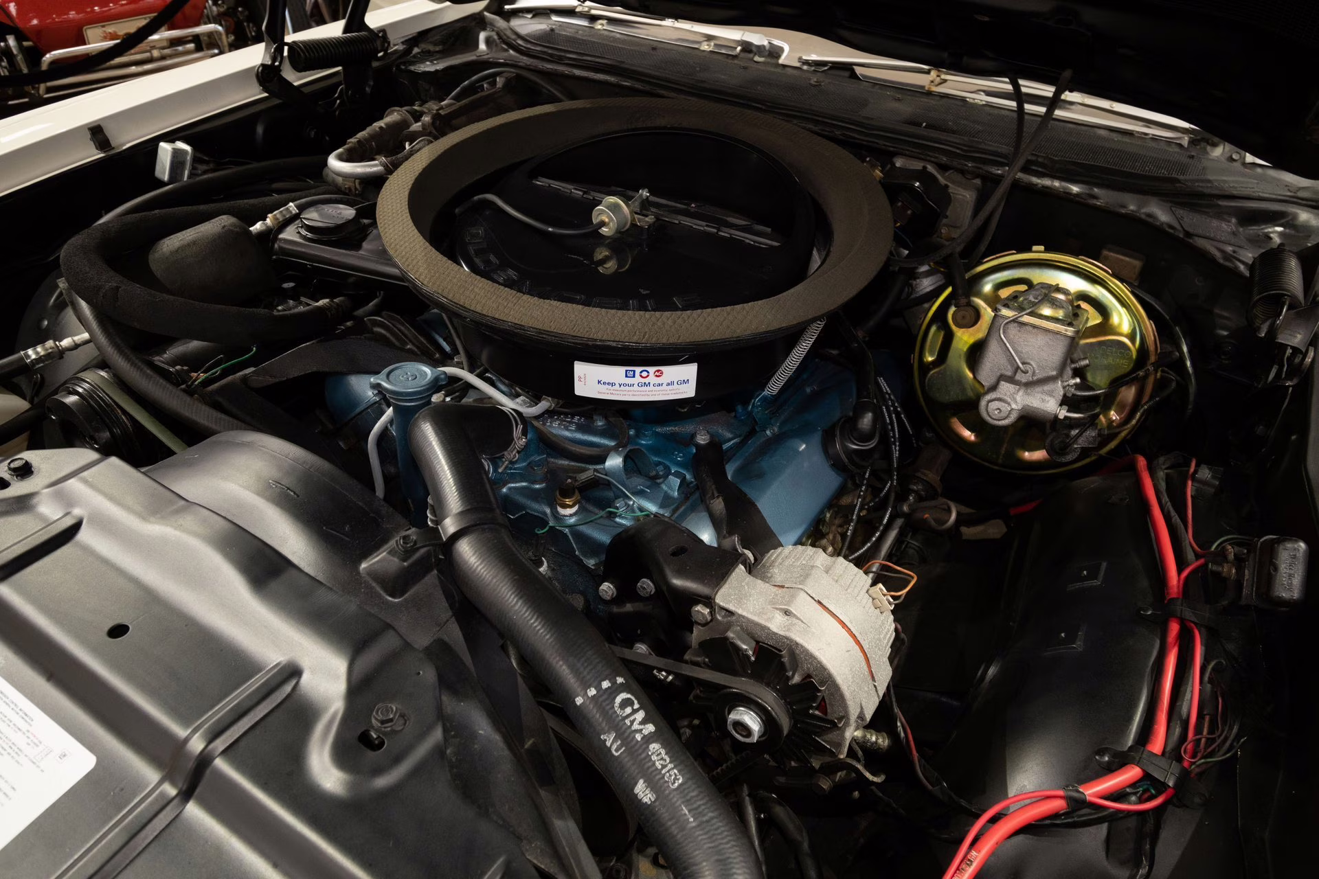 1970 Porcelain White Oldsmobile 442