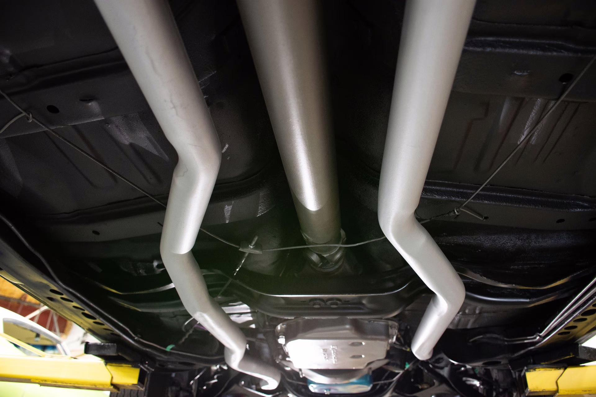 1970 Porcelain White Oldsmobile 442