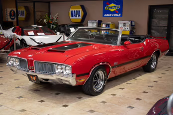 1970 Red Oldsmobile 442
