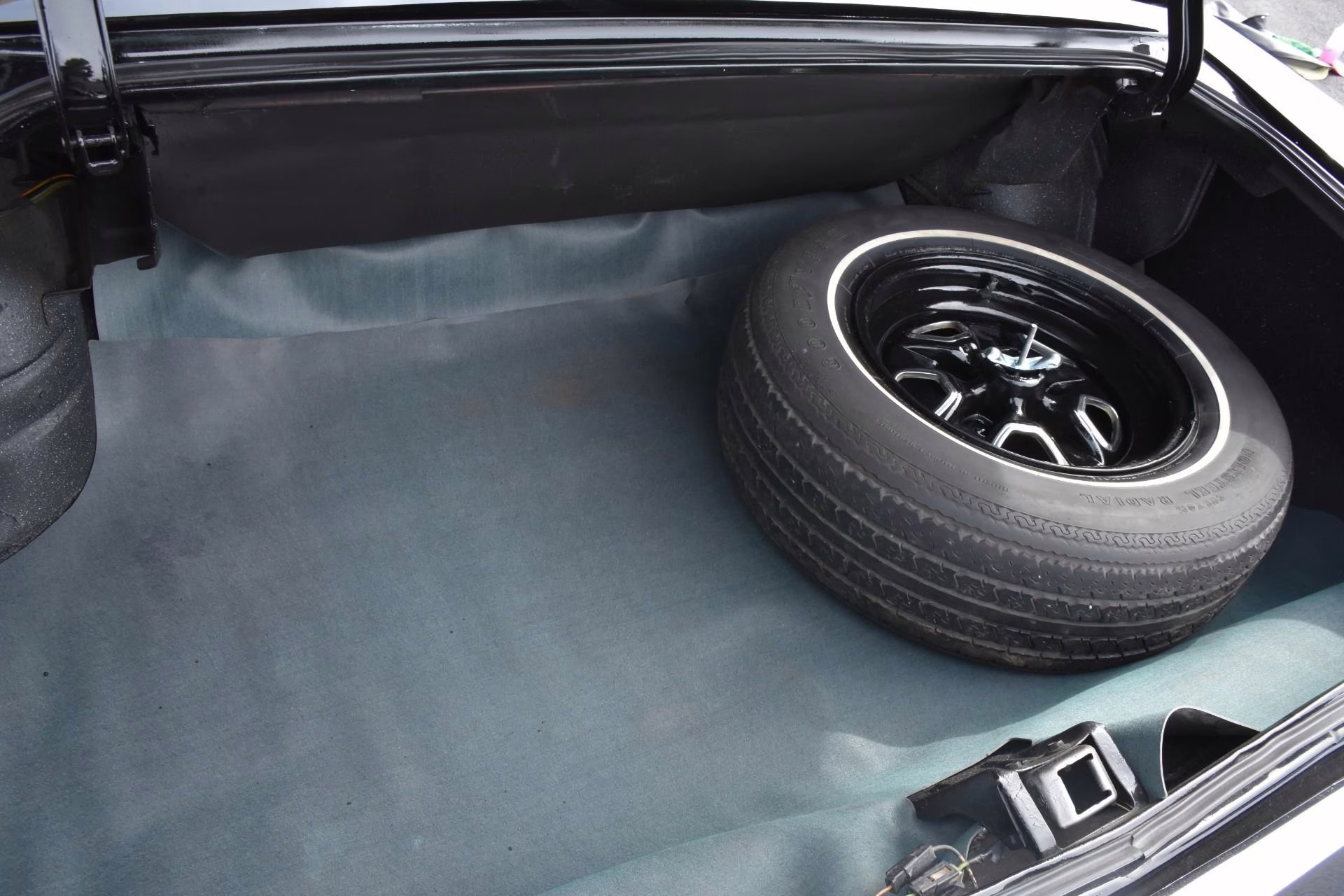 1971 Ebony Black w/ Red Stripes Oldsmobile 442