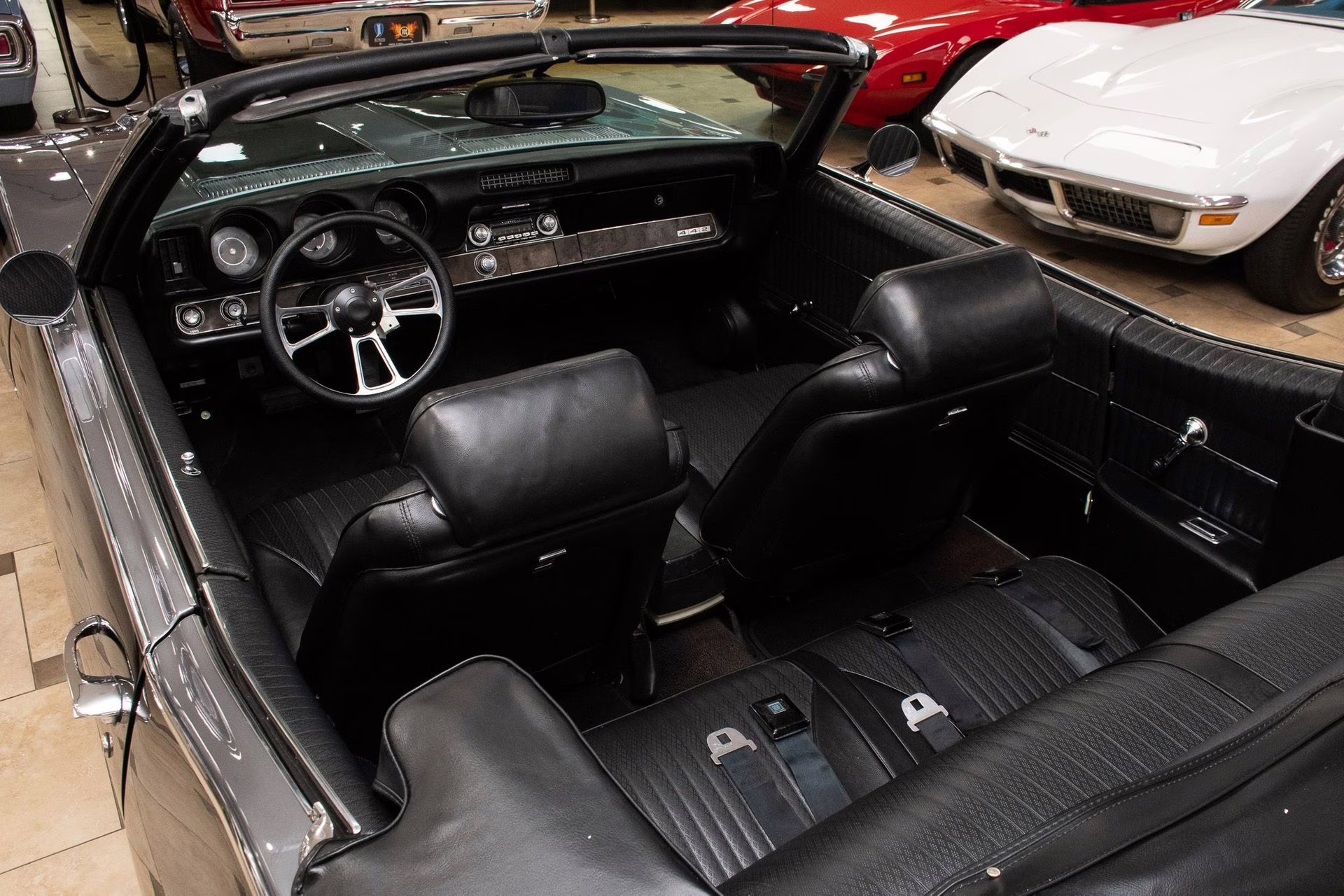 1969 Black &amp; Silver Oldsmobile 442