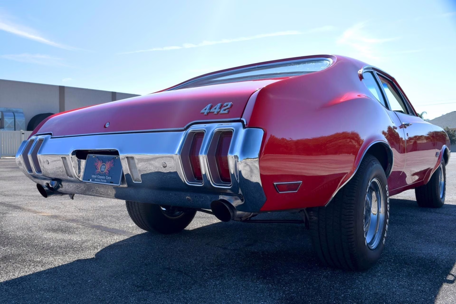 1970 Red Oldsmobile 442 Coupe