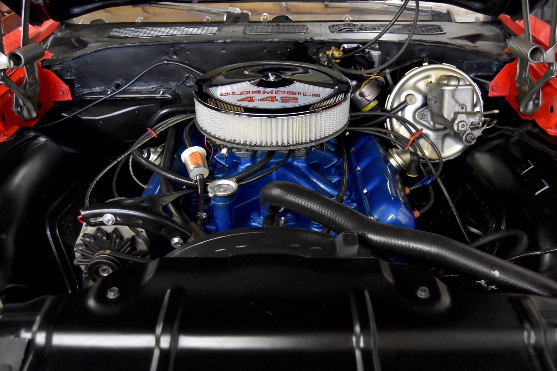 1970 Red Oldsmobile 442 Coupe