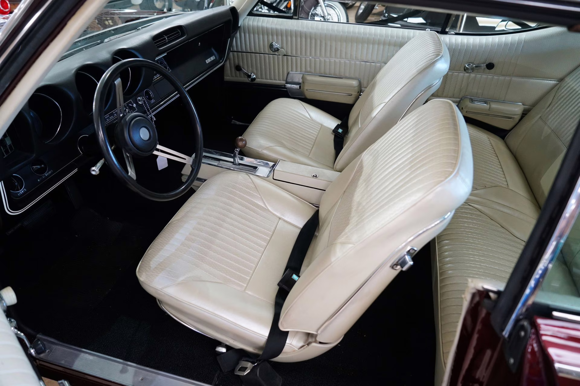 1968 Burgundy Oldsmobile 442