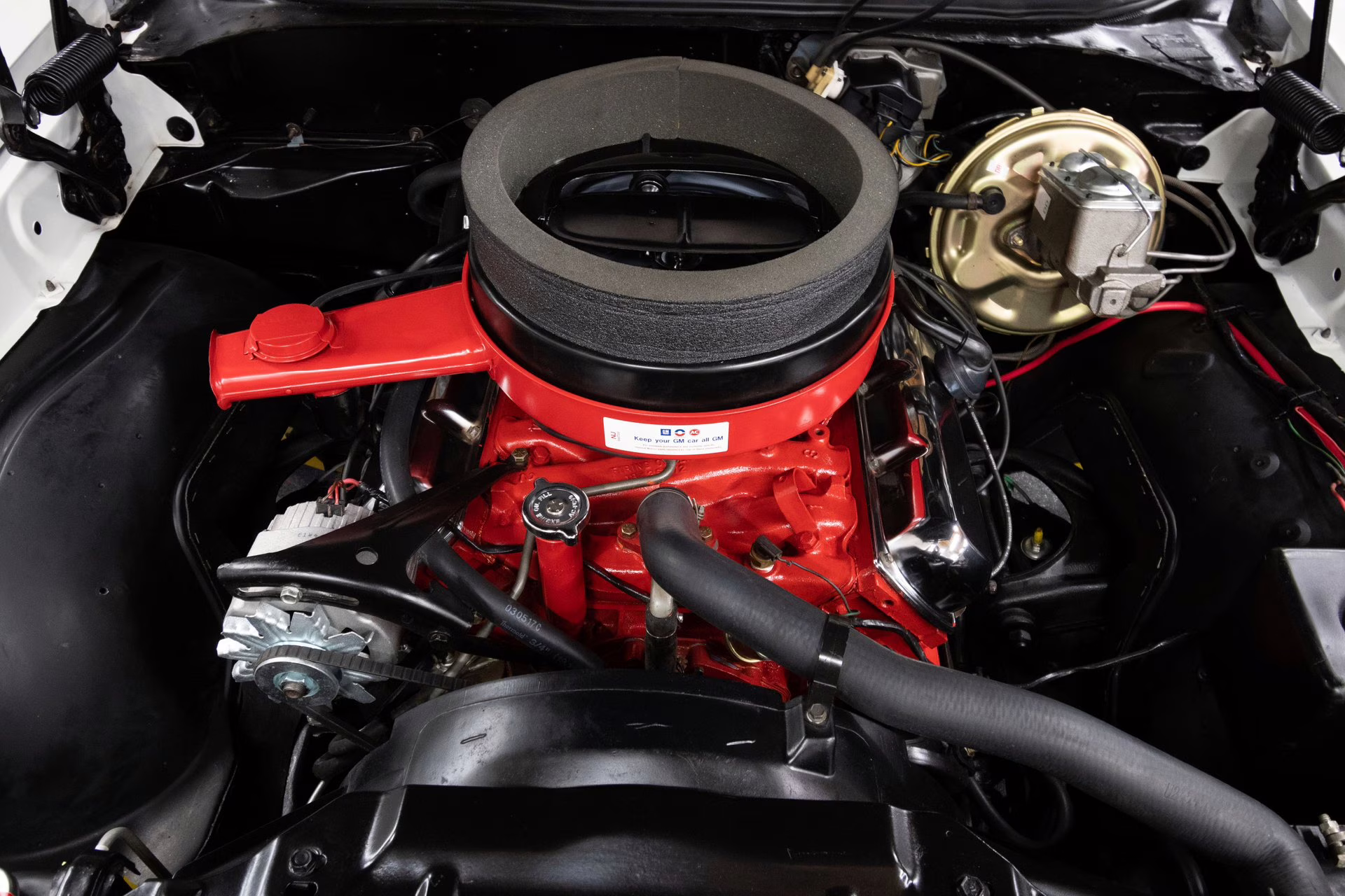 1969 Cameo White/Firefrost Gold Oldsmobile 442