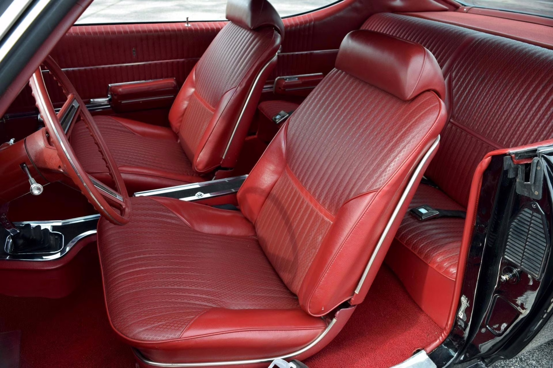 1969 Black Oldsmobile 442