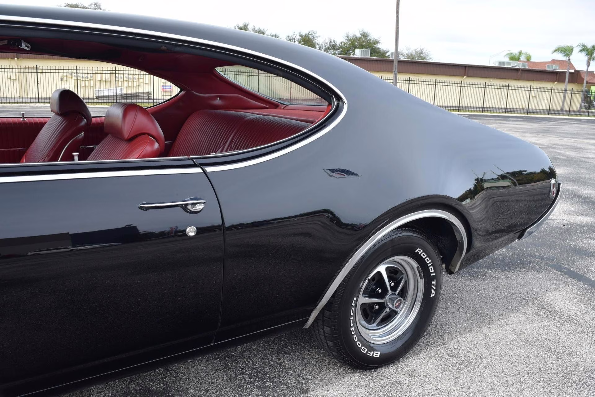1969 Black Oldsmobile 442