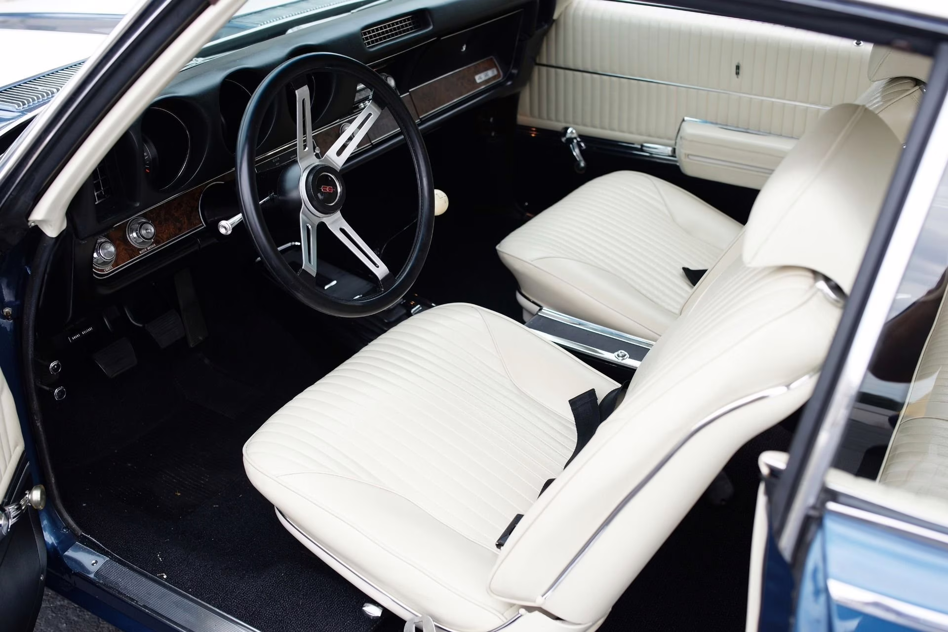 1969 Trophy Blue w/ White Stripes Oldsmobile 442