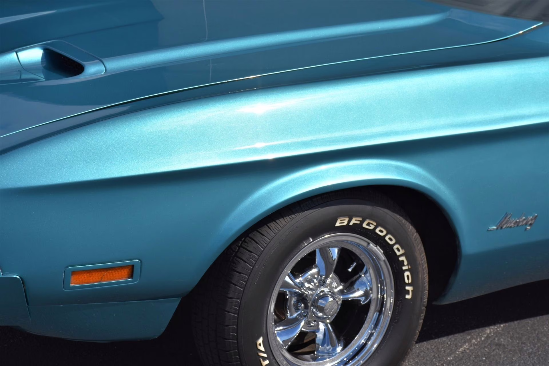 1973 Turquoise Metallic Ford Mustang