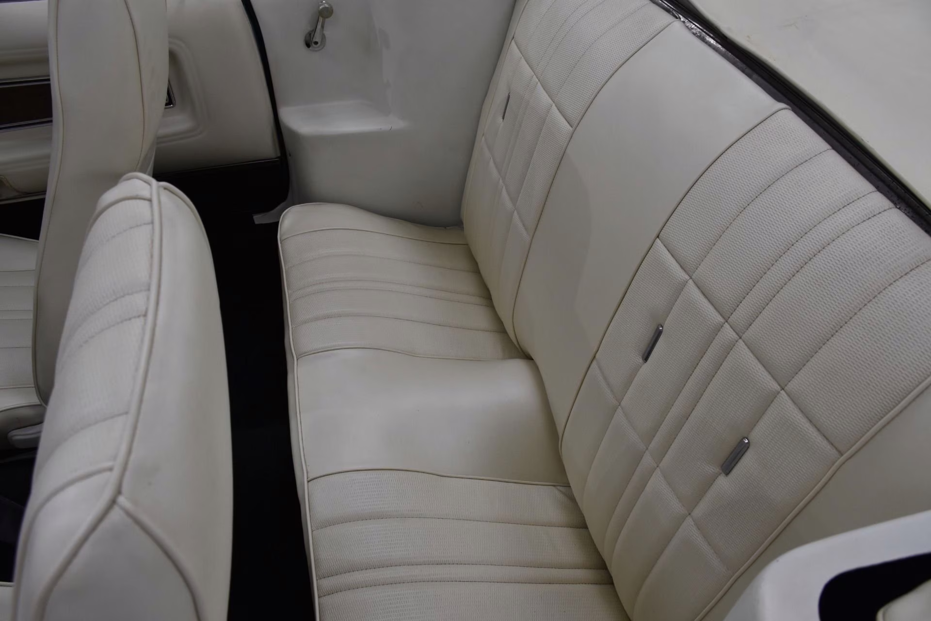 1973 Turquoise Metallic Ford Mustang