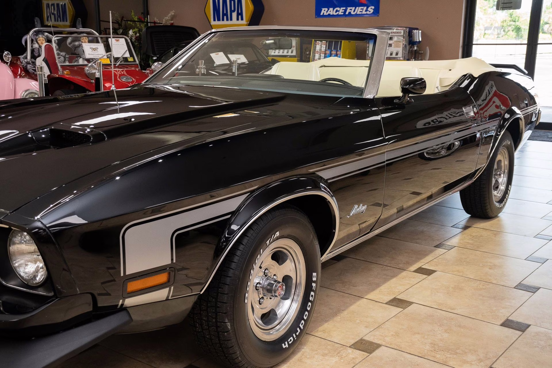 1973 Black Ford Mustang