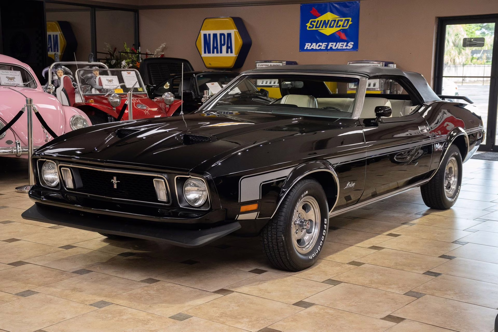 1973 Black Ford Mustang