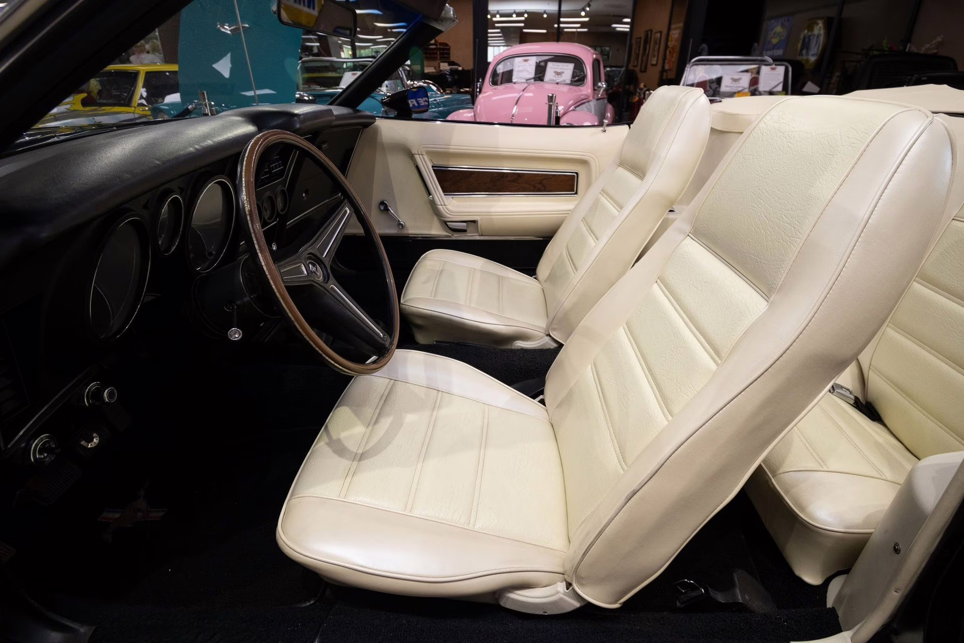 1973 Black Ford Mustang