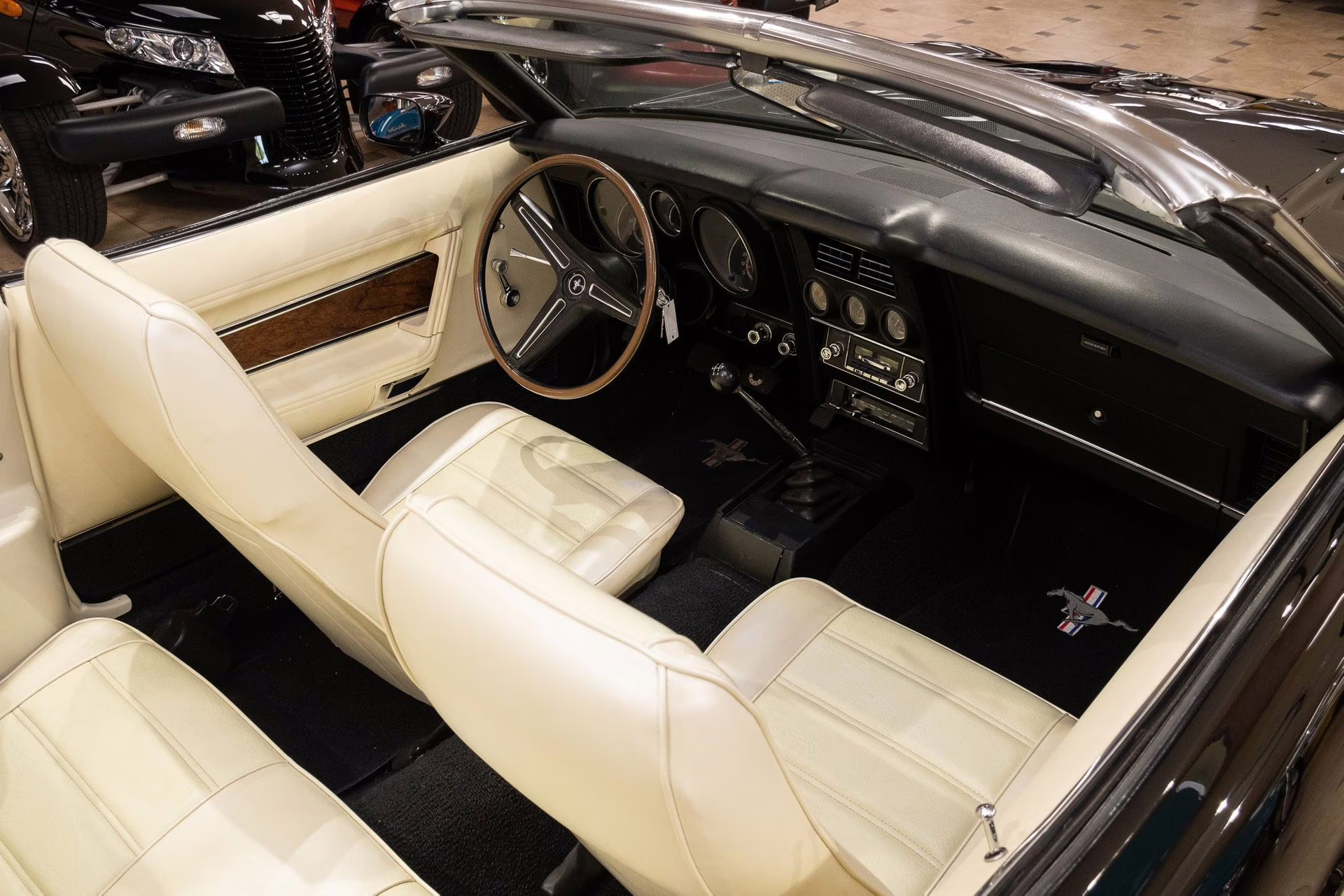 1973 Black Ford Mustang