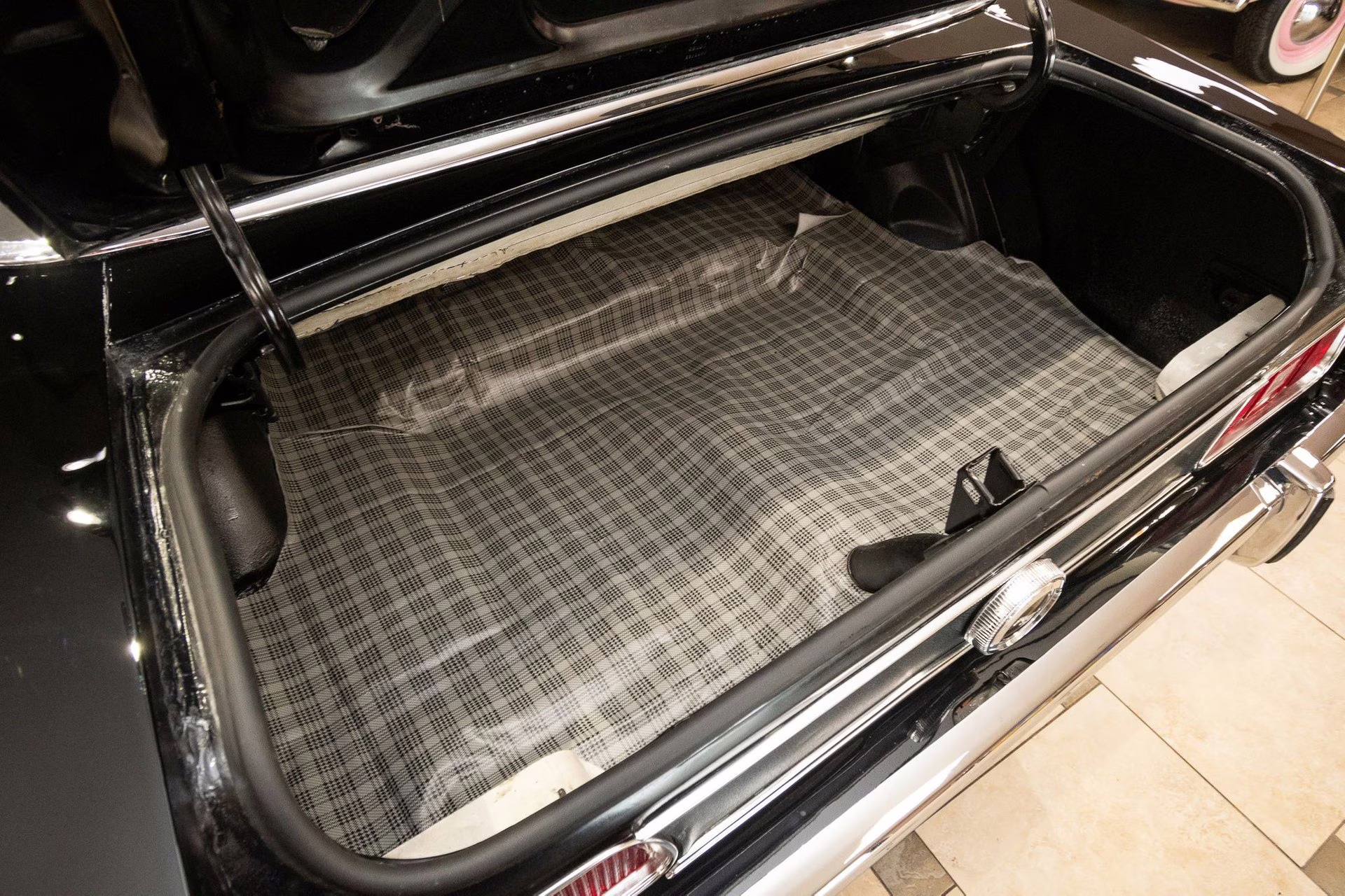 1973 Black Ford Mustang