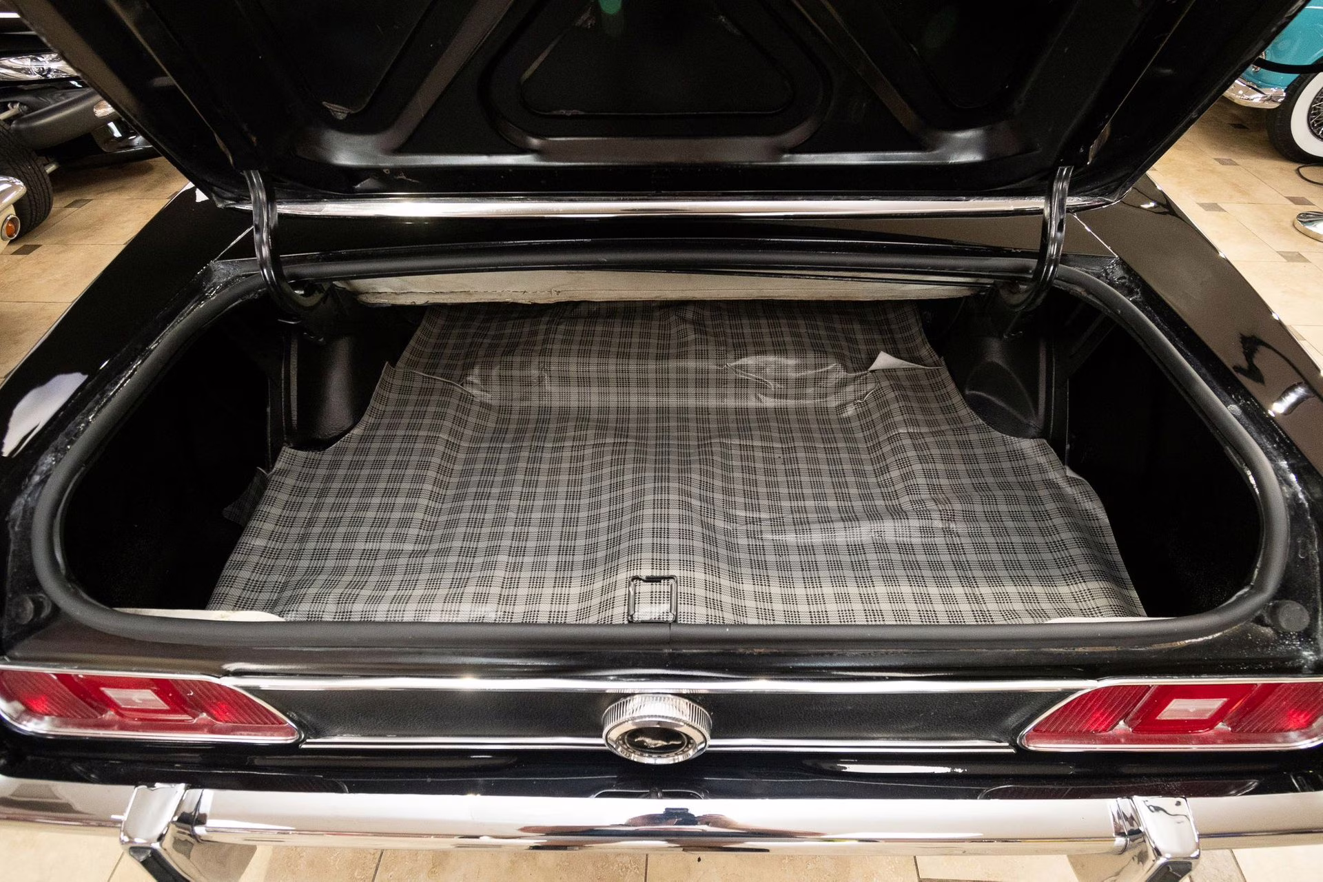 1973 Black Ford Mustang