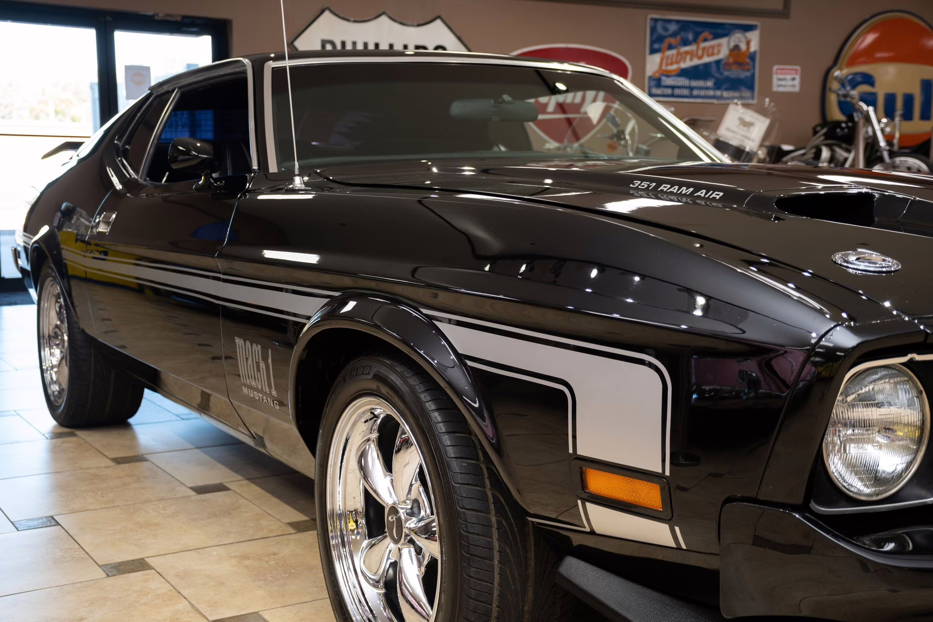 1973 Black Ford Mustang