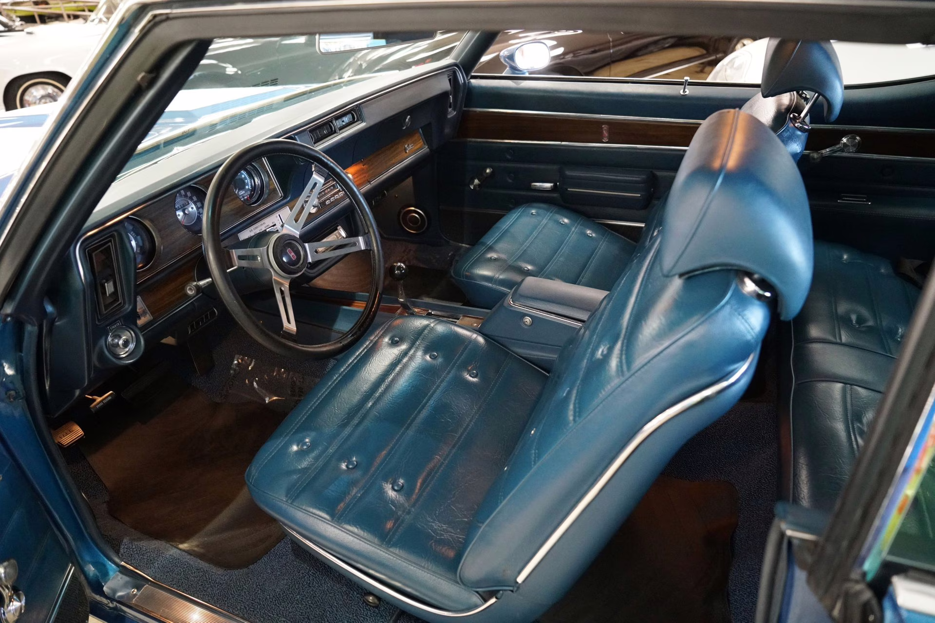 1972 Viking Blue w/ White Stripes Oldsmobile 442