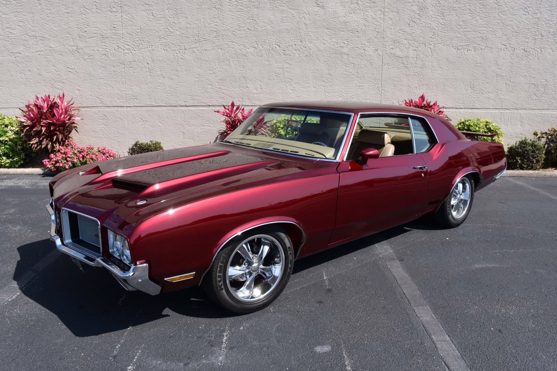 1972 Maroon Metallic Oldsmobile 442