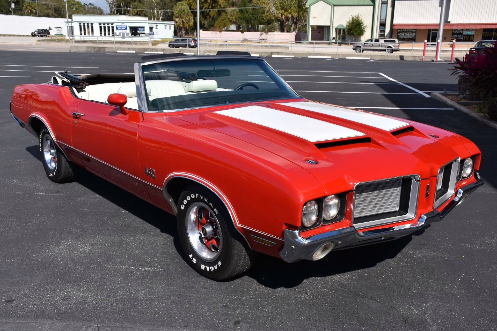 1972 Matador Red Oldsmobile 442
