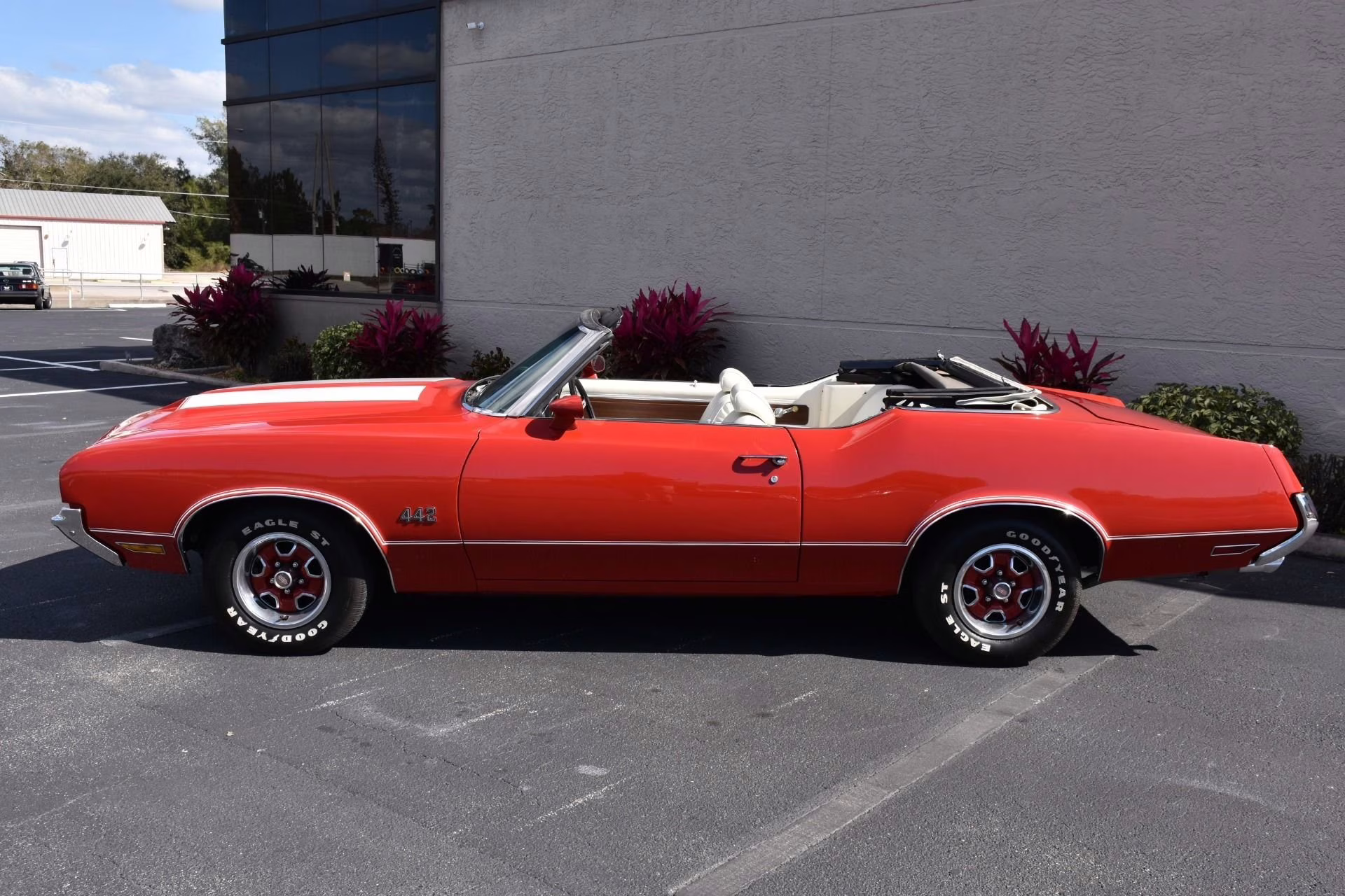 1972 Matador Red Oldsmobile 442