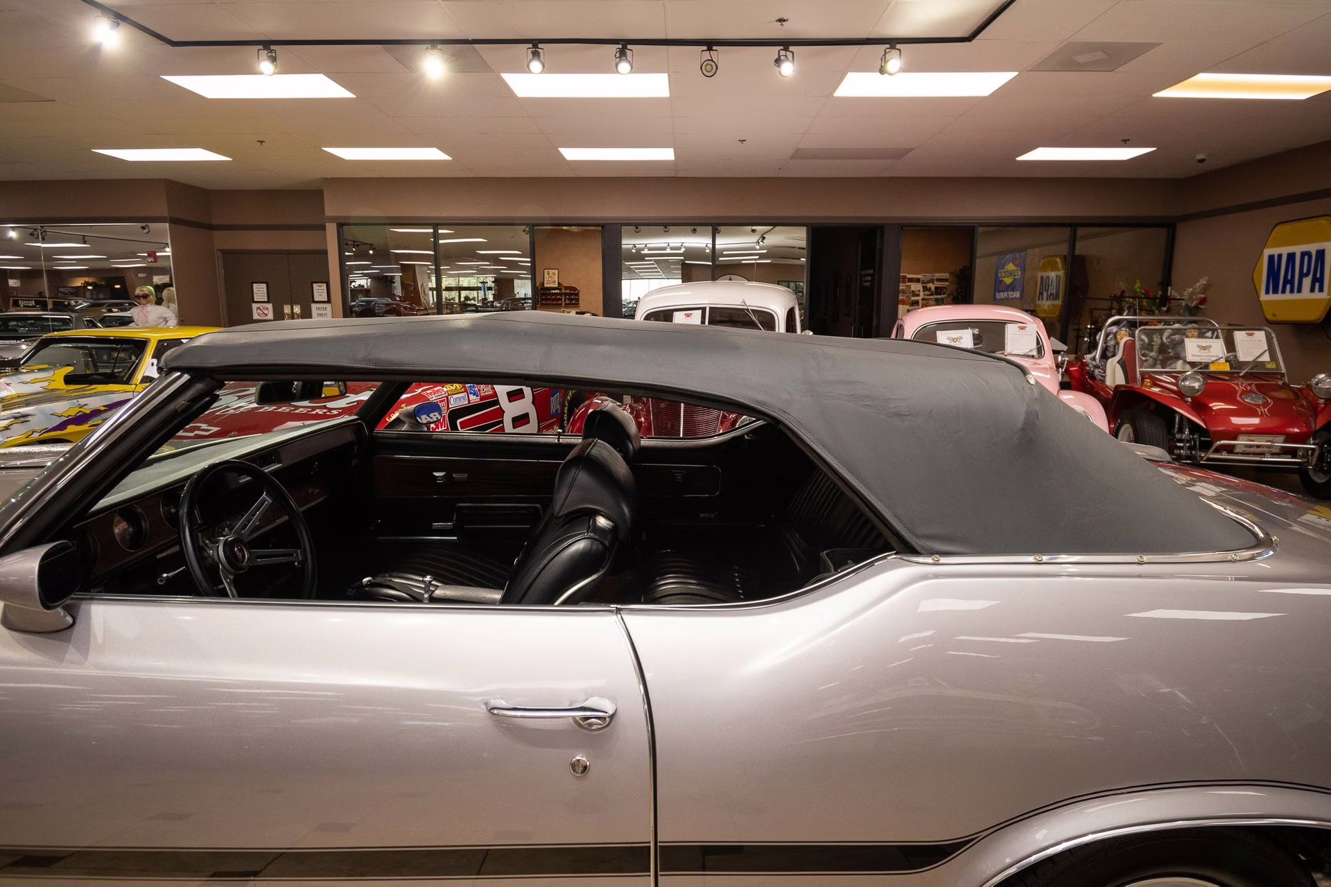 1972 Silver Pewter Poly Oldsmobile 442