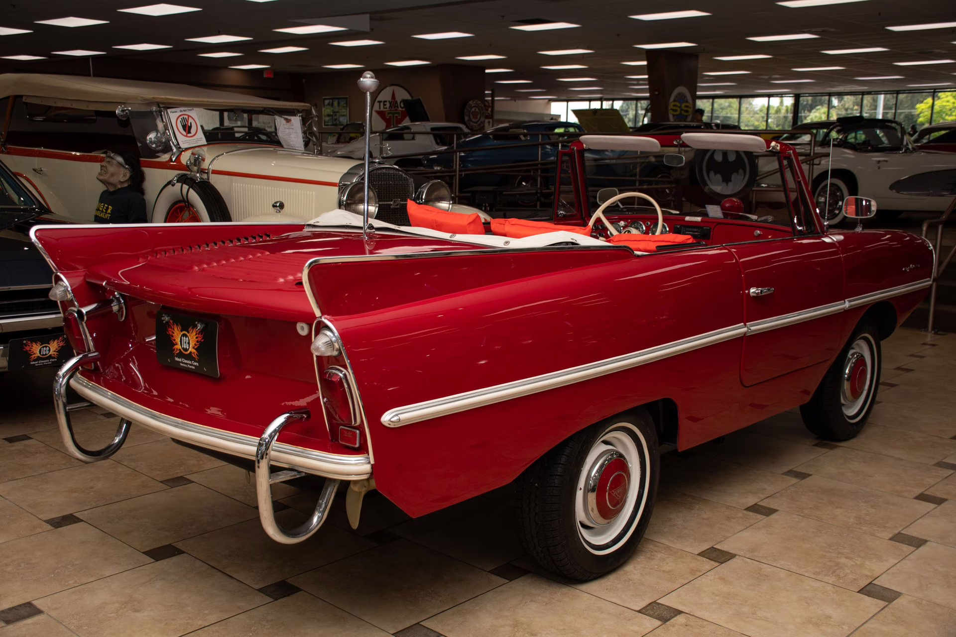1964 Maroon Amphicar 770