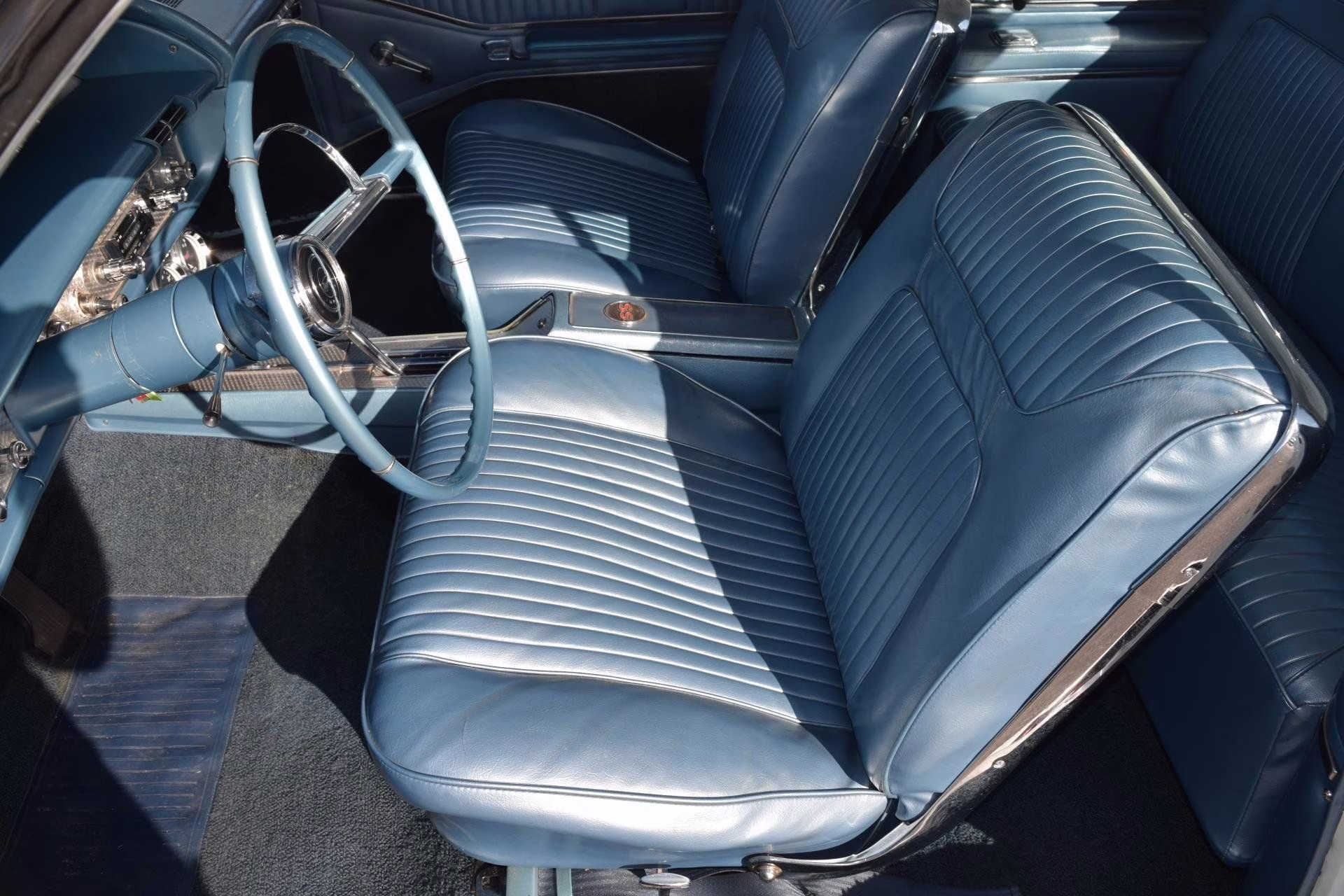 1964 White Chevrolet Impala