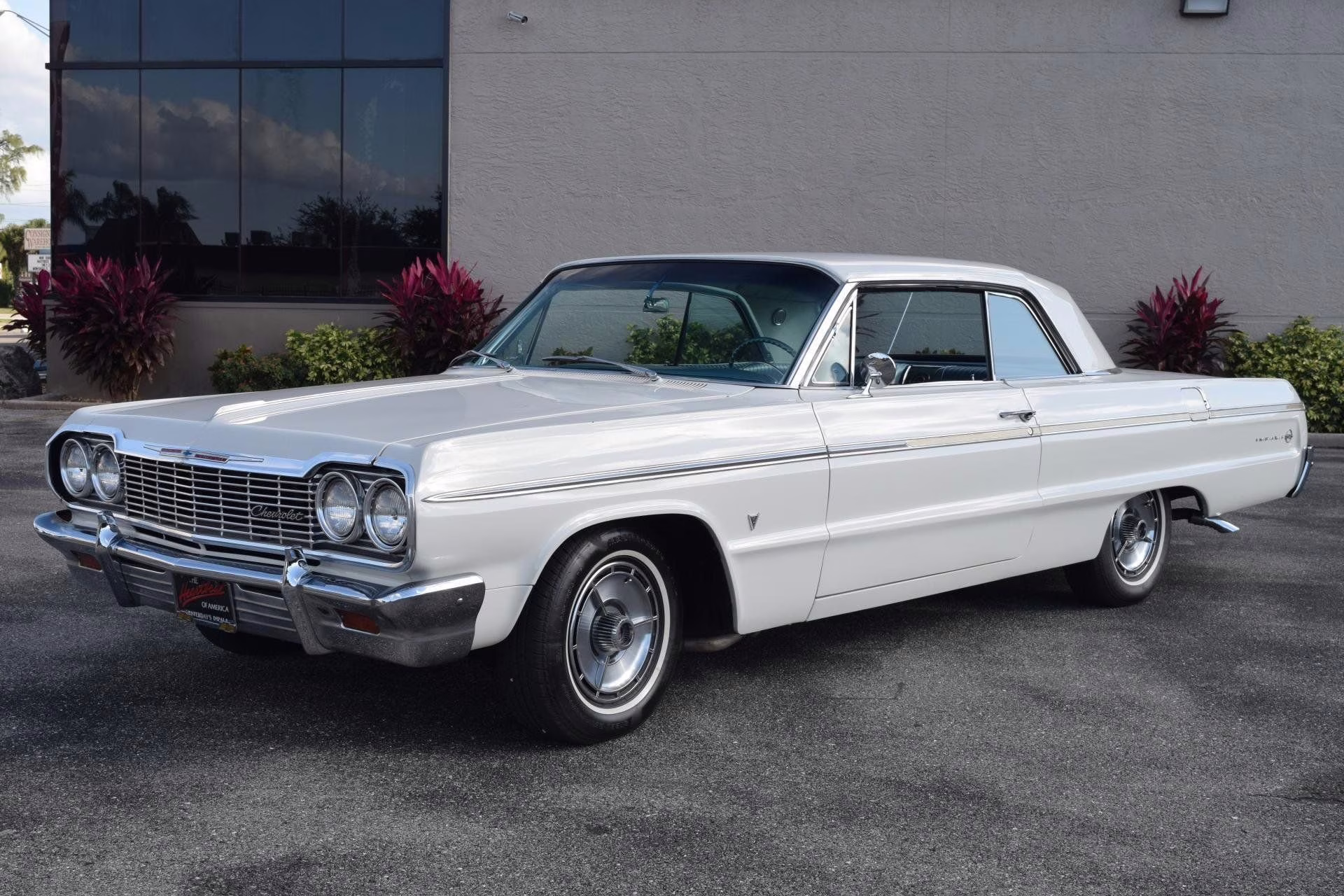 1964 White Chevrolet Impala