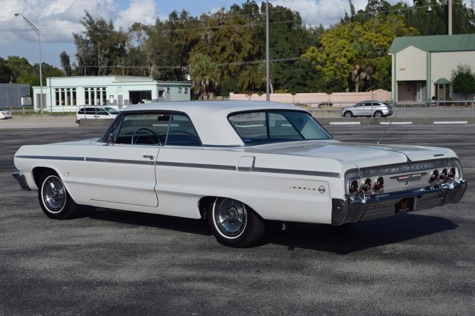 1964 White Chevrolet Impala