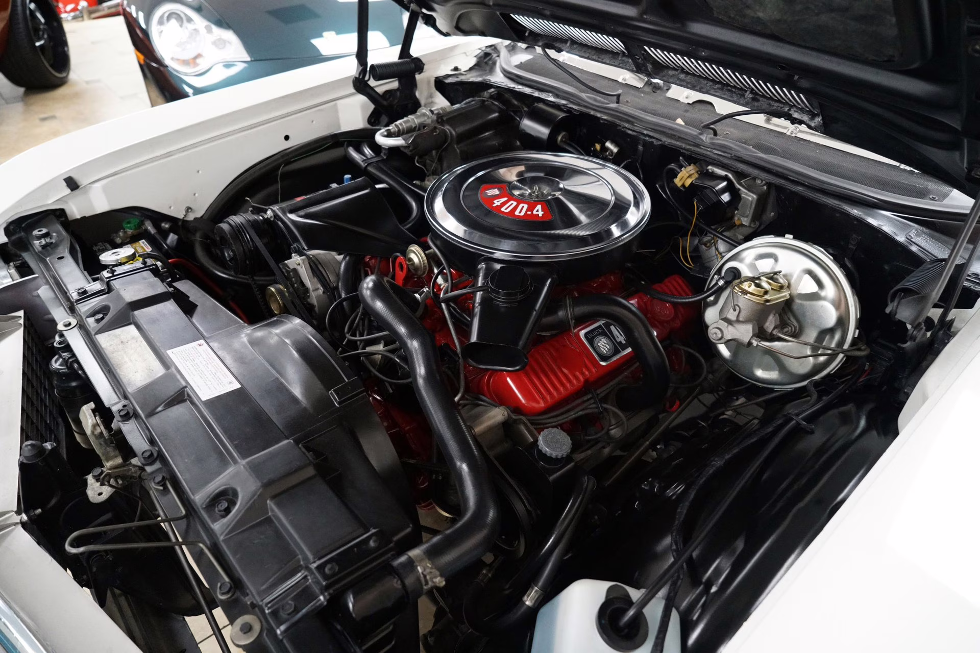 1968 ArcticWhite Buick Gran Sport 400