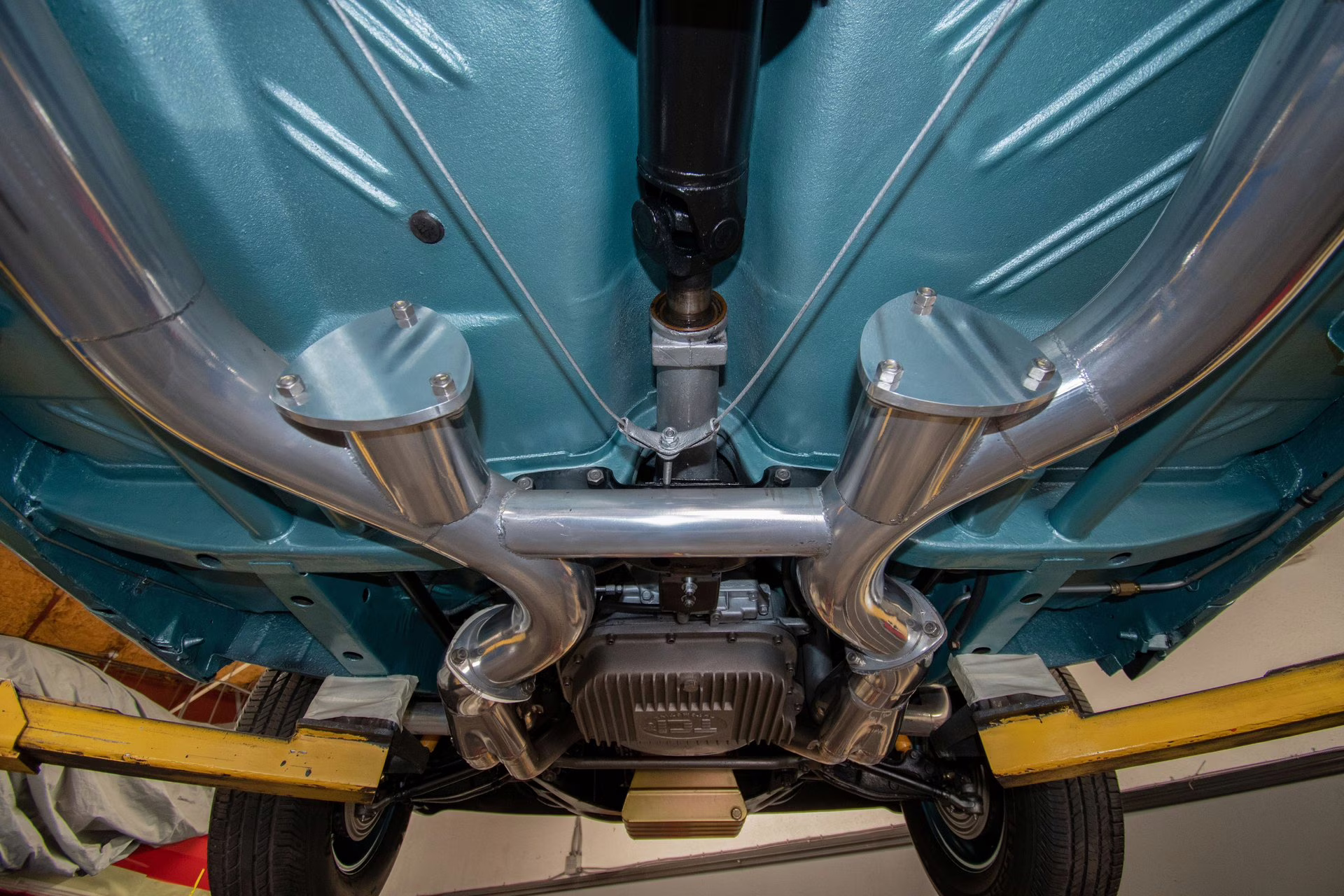 1964 Medium Turquoise Dodge 330