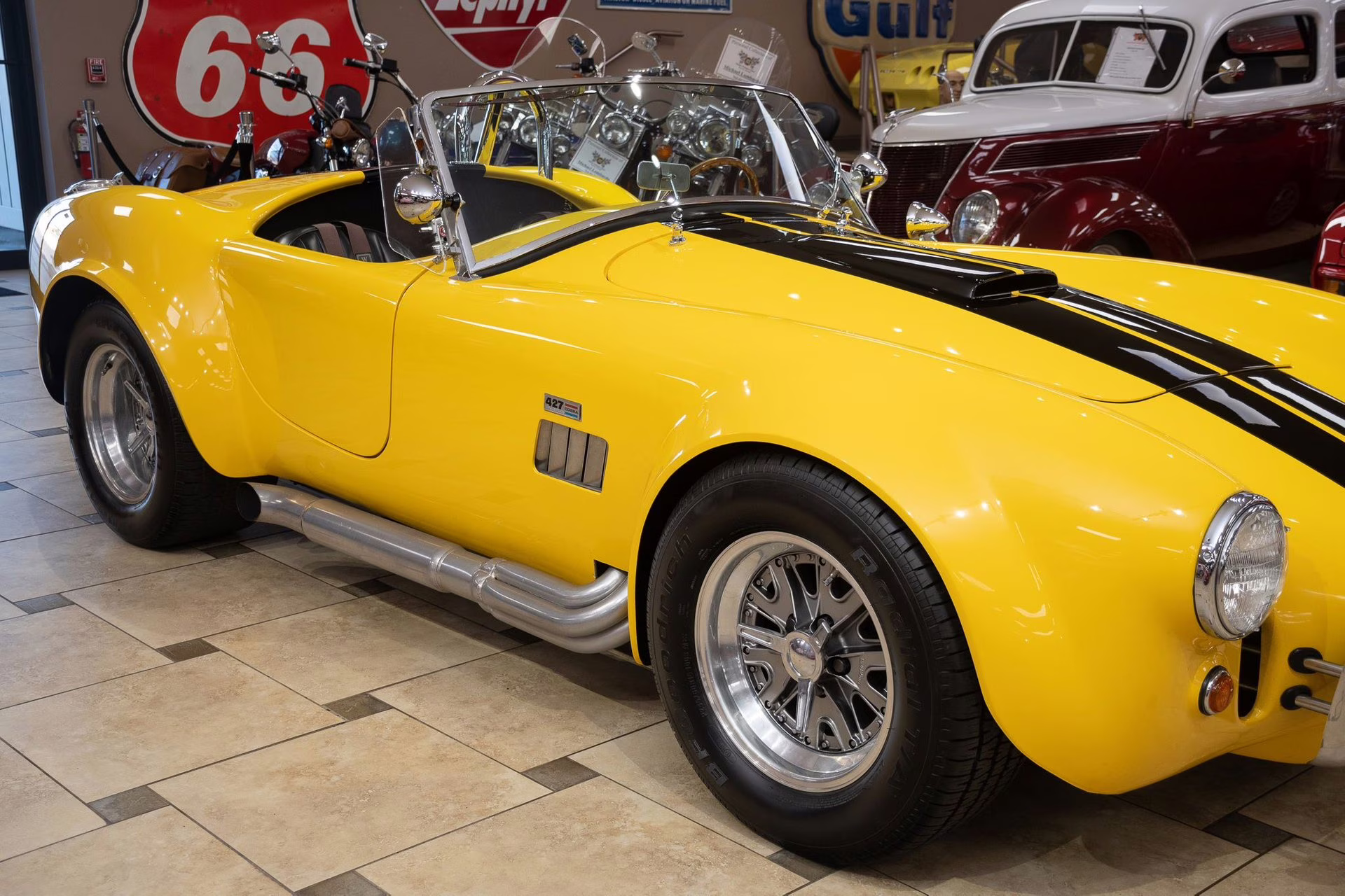 1967 Yellow/Black Shelby Cobra