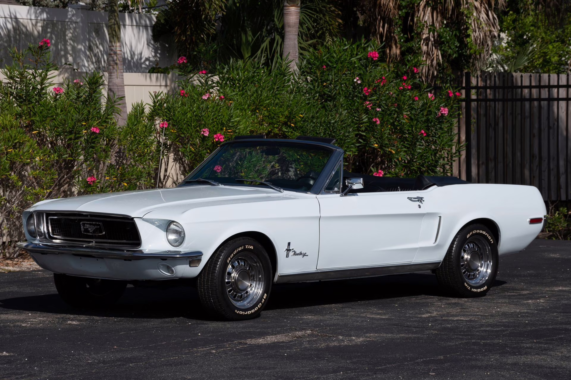 1968 Diamond Blue Ford Mustang