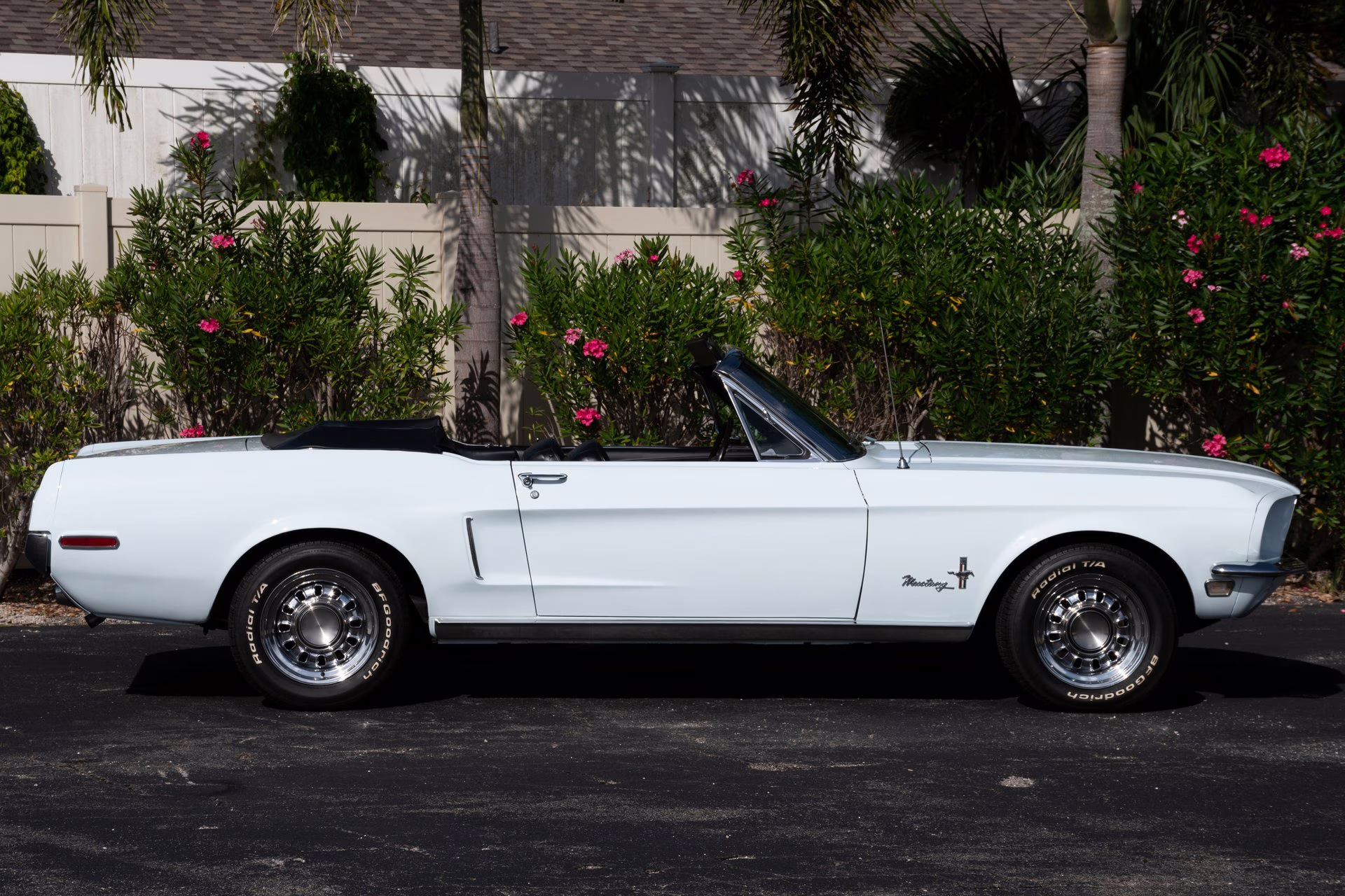 1968 Diamond Blue Ford Mustang