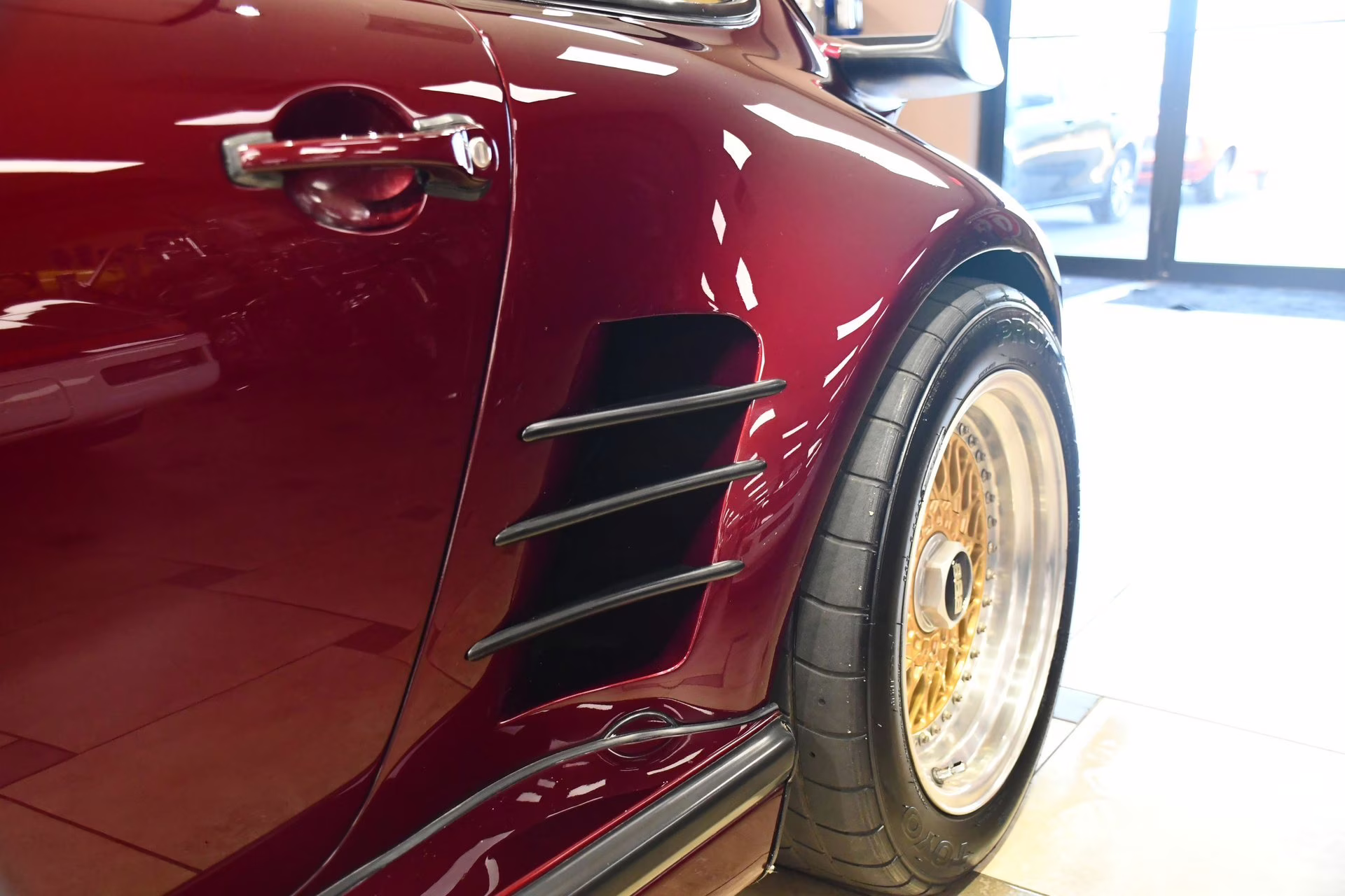 1978 Maroon Metallic Porsche 911