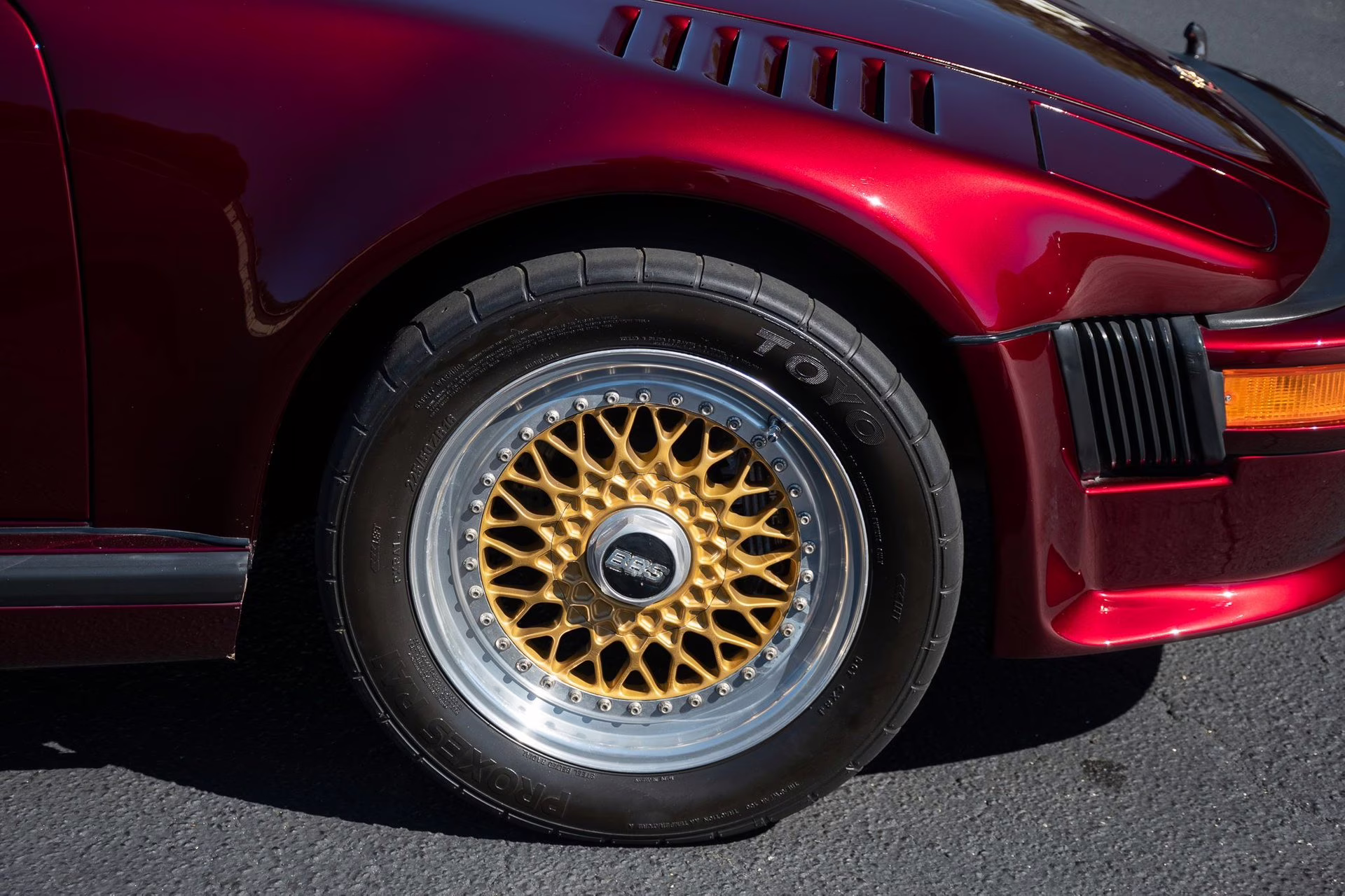1978 Maroon Metallic Porsche 911