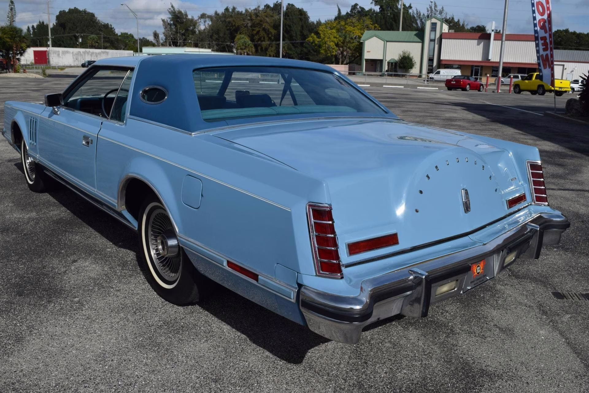 1979 Blue (Light) Lincoln Mark V Continental Coupe