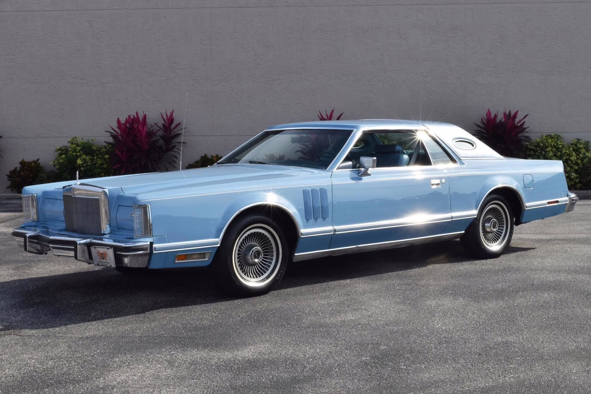 1979 Blue (Light) Lincoln Mark V Continental Coupe