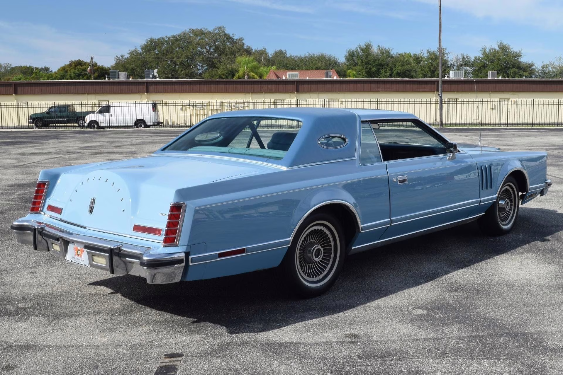 1979 Blue (Light) Lincoln Mark V Continental Coupe