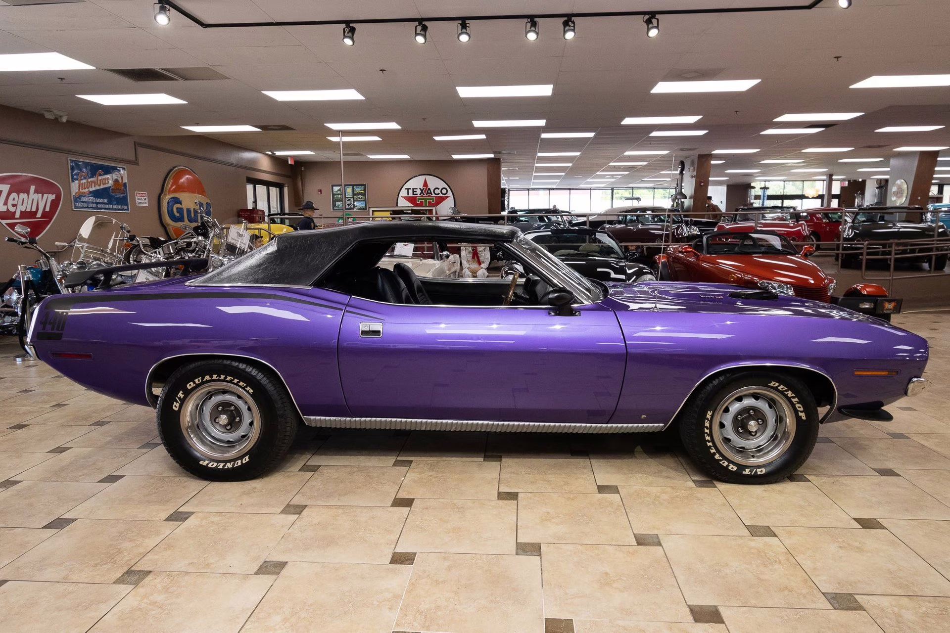 1970 In-Violet Plymouth 'Cuda