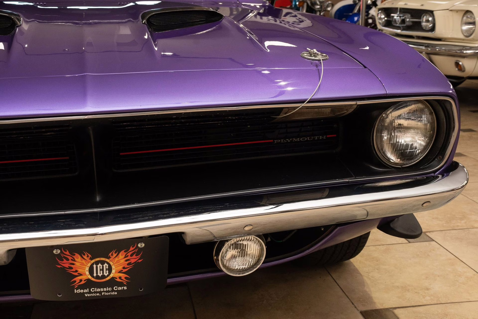 1970 In-Violet Plymouth 'Cuda