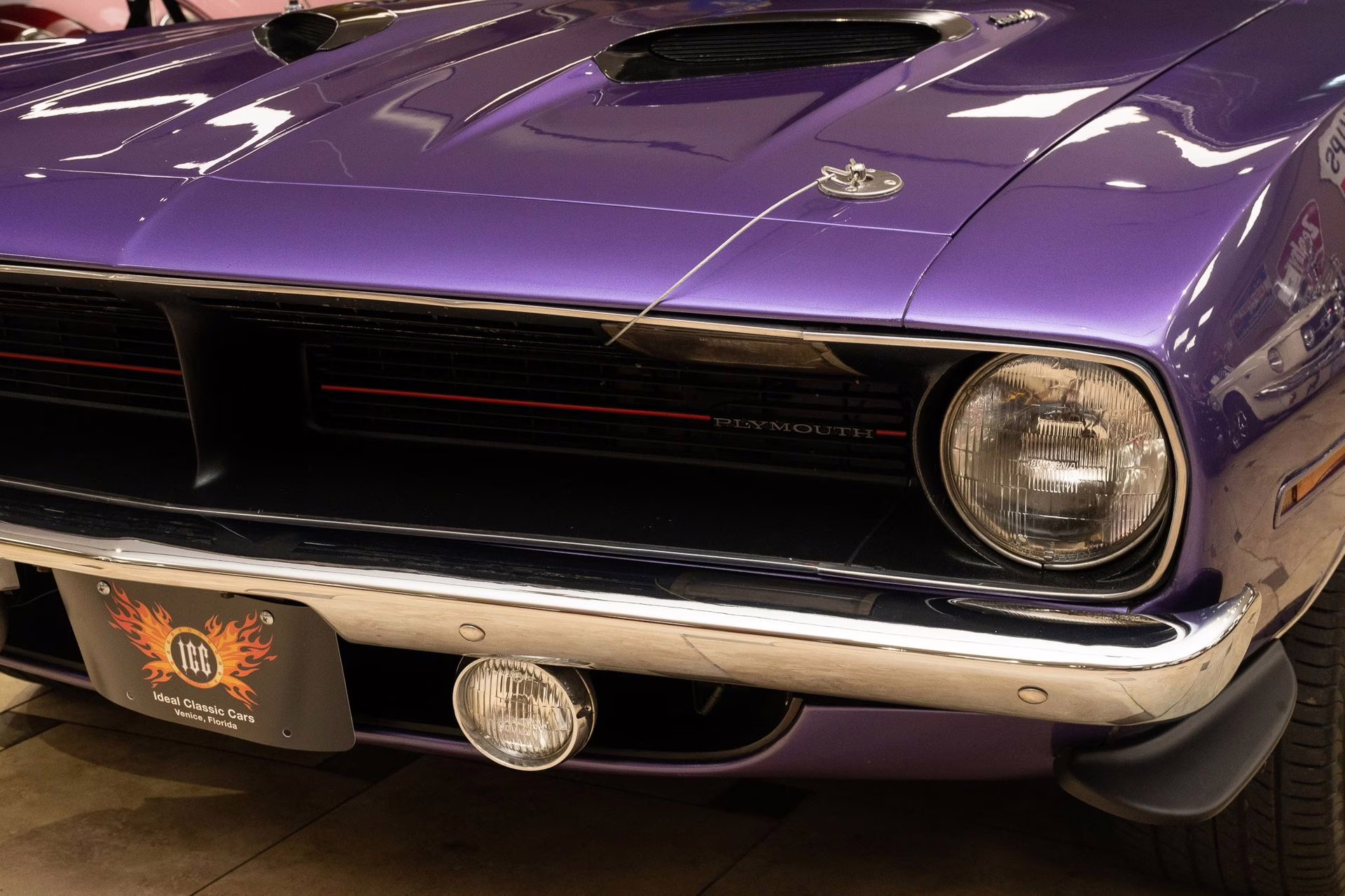 1970 In-Violet Plymouth 'Cuda