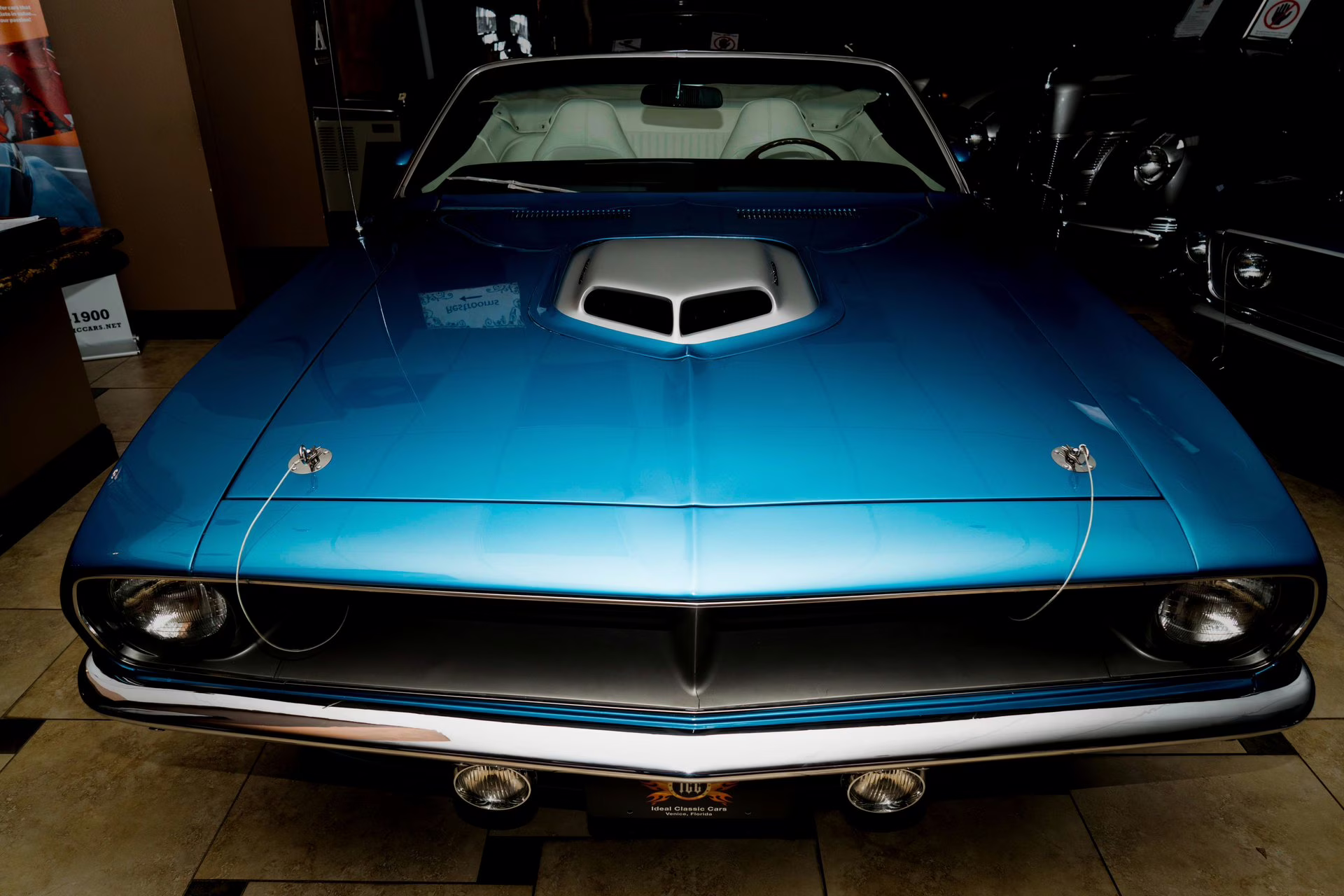 1970 (B5) Blue Fire Iridescent Plymouth 'Cuda