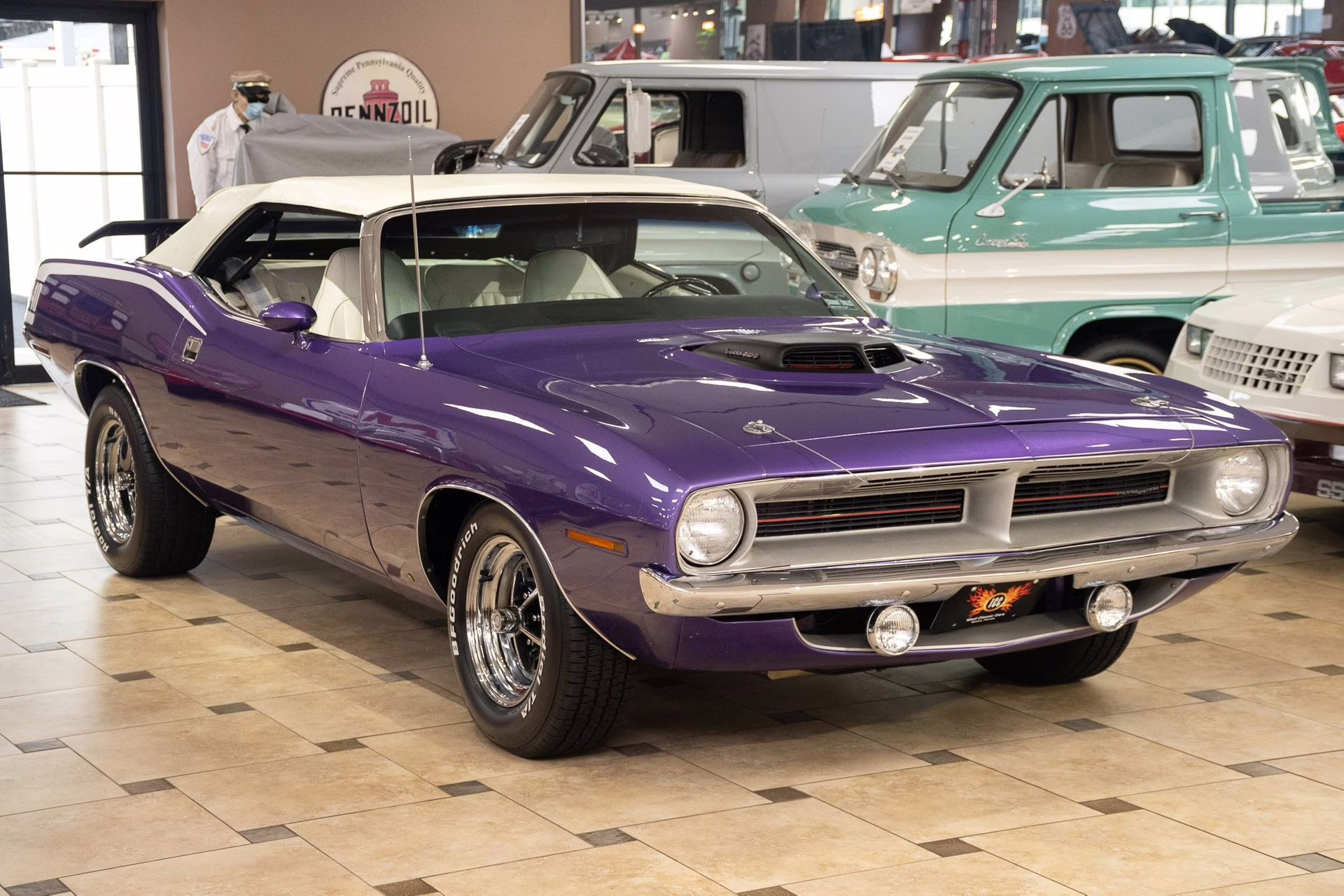 1970 Plum Crazy Plymouth 'Cuda