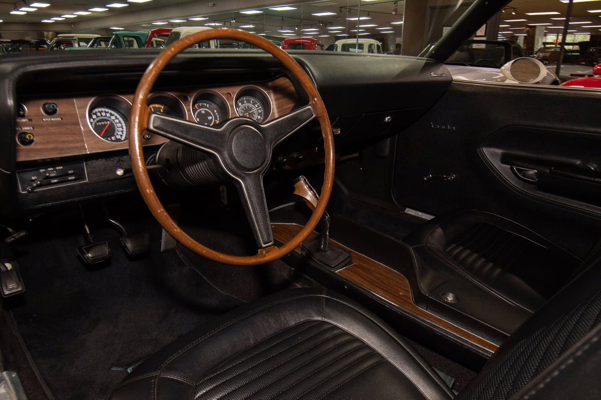 1970 Alpine White Plymouth 'Cuda