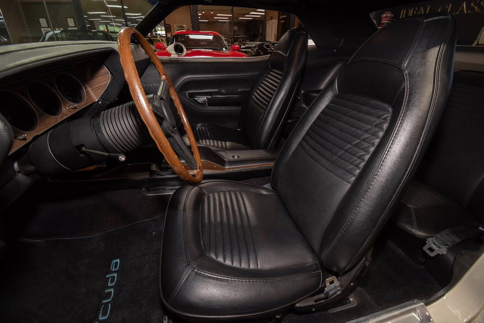 1970 Alpine White Plymouth 'Cuda