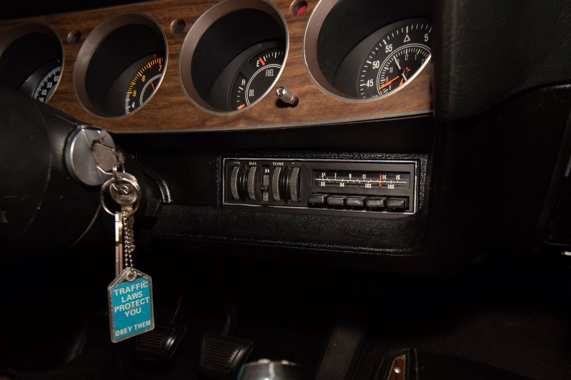 1970 Alpine White Plymouth 'Cuda