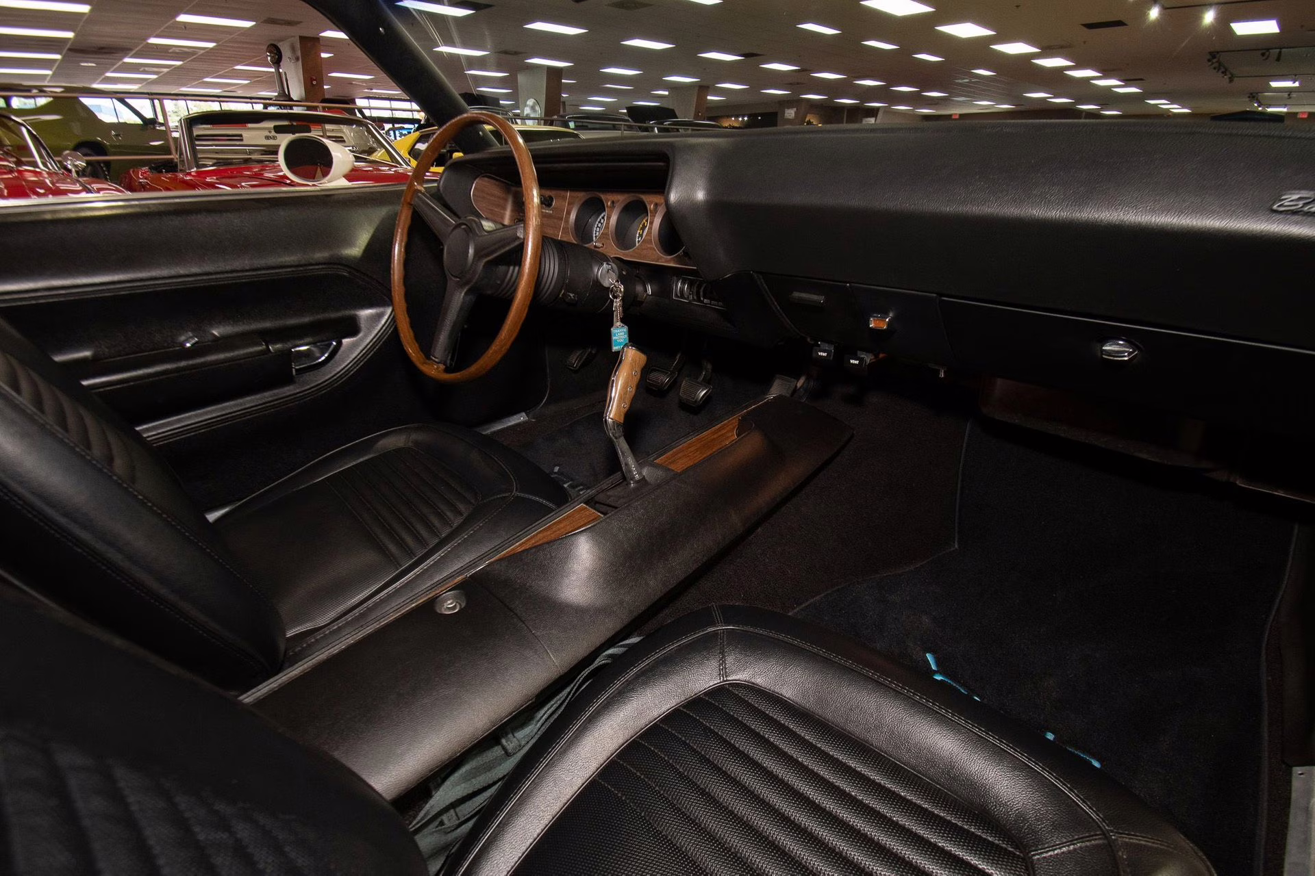 1970 Alpine White Plymouth 'Cuda